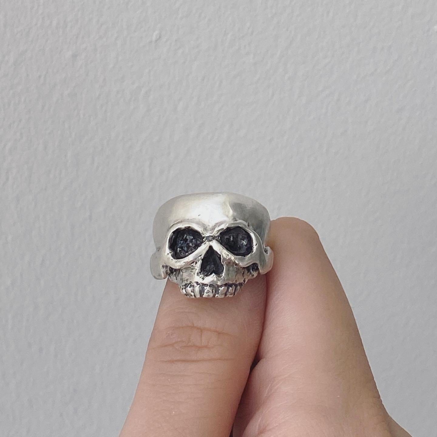 SkullRing.JPG